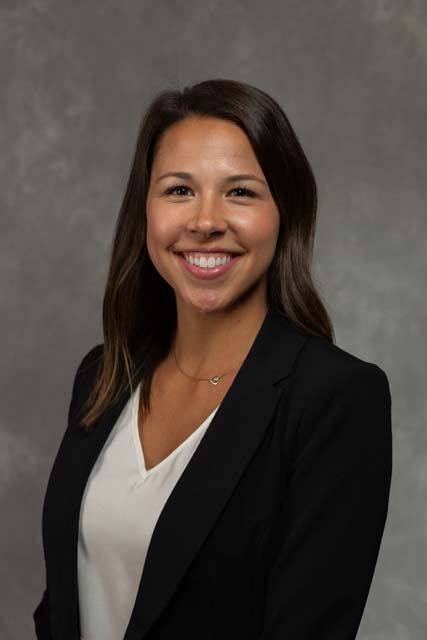 Elizabeth Gawron Headshot